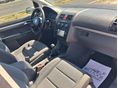 VOLKSWAGEN TOURAN 2004/6 - 11
