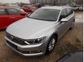 VOLKSWAGEN PASSAT VIII Variant 1.6 TDI BMT Trendline SZERVIZKÖNYV.DIGIT KLÍMA.NAVI.KULCS NÉLKÜLI.START-STOP.PARKOLÓ RADAR