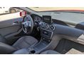 MERCEDES-BENZ A 180 2014/7 - 9