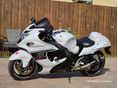 SUZUKI GSX 1300 R (HAYABUSA) Makulátlanul szép motor. gyönygházmetál fehér szín. sz.könyv. 2 kulcs. E jeles B