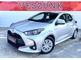 TOYOTA YARIS 1.5 Hybrid Comfort Style Tech e-CVT MAGYAR. ELSŐ TULAJ. VEZETETT SZERVIZKÖNYV