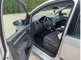 VOLKSWAGEN TOURAN 2011 - 6