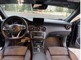 MERCEDES-AMG A 45 2017/10 - 11
