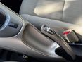 TOYOTA AURIS 2007/12 - 16