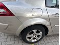 RENAULT MEGANE 2007/7 - 6