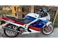 HONDA VFR 750 F 1990/12 - 4
