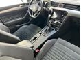 VOLKSWAGEN PASSAT 2022/5 - 11