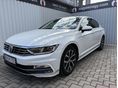 VOLKSWAGEN PASSAT VIII 2.0 TDI SCR Elegance DSG Végig vezetett sz.könyv.R-LINE . Virtual Cockpit . Parkradar