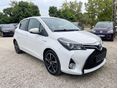 TOYOTA YARIS 1.5 HSD Style Panoramic SensoSmart e-CVT Panorámatető/Kamera/Digitális klíma/Esőszenzor/Keyless/LED/Szervizkönyv