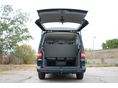 VOLKSWAGEN TRANSPORTER 2.5 TDI Caravelle Comfortline 7HC (személyautó)