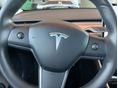 TESLA MODEL 3 2020/3 - 7