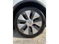 TESLA MODEL Y 2023/6 - 3