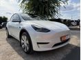TESLA MODEL Y 2023/6 - 9
