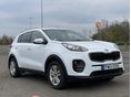 KIA SPORTAGE 1.6 GDI Winter Edition magyarországi. vezetett szervizkönyv. nagy szerviz