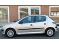 PEUGEOT 206 2001/8 - 5