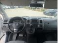 VOLKSWAGEN CARAVELLE 2015/8 - 9