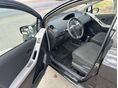TOYOTA YARIS 2011/3 - 6