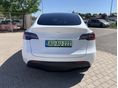 TESLA MODEL Y 2022/2 - 6