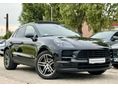 PORSCHE MACAN PDK gyönyörű-új állapot. Porscheba vezetett szervizkönyv. védőfólia. ülés fűt. tető
