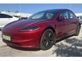 TESLA MODEL 3 Long Range AWD (Automata) Highland. Gyönyörű Ultra Red. Fehér belső