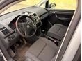 VOLKSWAGEN TOURAN 2009/10 - 9