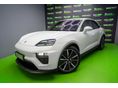 PORSCHE MACAN 4