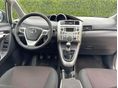 TOYOTA VERSO 2011/7 - 9