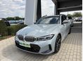 BMW 330 2023/5 - 3