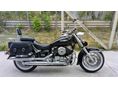 YAMAHA XVS 650 DRAG STAR CLASSIC 