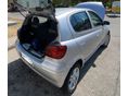 TOYOTA YARIS 2004 - 8
