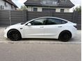 TESLA MODEL 3 2022/12 - 8