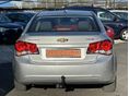 CHEVROLET CRUZE 2010/8 - 7