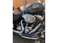 HARLEY-DAVIDSON ROAD KING CLASSIC 2008/9 - 9