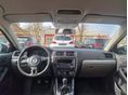 VOLKSWAGEN JETTA 2012/6 - 9