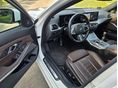 BMW 330 2024/8 - 9