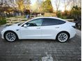TESLA MODEL 3 2020/12 - 4