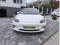 TESLA MODEL 3 2020/12 - 4