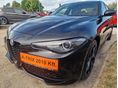 ALFA ROMEO GIULIA 2.2 D Veloce Q4 (Automata) 111.628KM-FRISS NAGYSZERVÍZ-ÚJ VEZÉRLÉS-SÉRÜLÉSMENTES-FULL SZERVÍZTÖRTÉNET !!!