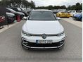 VOLKSWAGEN GOLF VIII 2024/3 - 5
