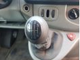 RENAULT TRAFIC 2004/6 - 8