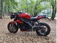 TRIUMPH SPEED TRIPLE 1050 2016/1 - 4