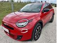 FIAT 600 1.2 MHEV LaPrima eDCT GARANCIA ÜLÉSFŰTÉS FEHÉR BŐR LEDLÁMPA TÁVOLSÁGTARTÓ