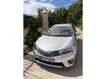 TOYOTA COROLLA Sedan 1.4 D-4D Executive