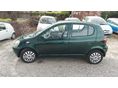 TOYOTA YARIS 2001/11 - 4