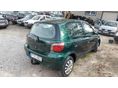 TOYOTA YARIS 2001/11 - 8