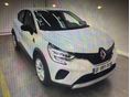 RENAULT CAPTUR 1.6 E-Tech Hybrid Intens Hamarosan kínálatunkban! Kamera Keyless Led 17col Navi Sávtartó El tükör