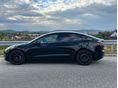 TESLA MODEL 3 2019/5 - 4