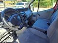 RENAULT TRAFIC 2004/8 - 12