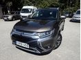 MITSUBISHI OUTLANDER 2.0 MIVEC Family Safety 4WD CVT (7 személyes )
