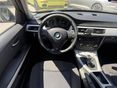 BMW 318 2009/11 - 8